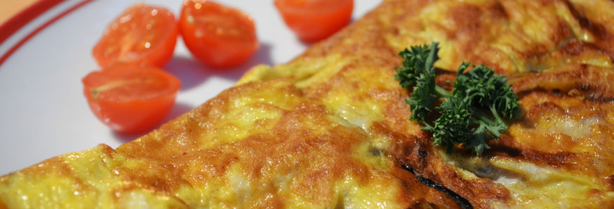 Omelette pommes de terre lardons